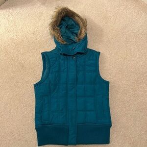 Girls fall/winter quilted vest with removable fur trimmed hood